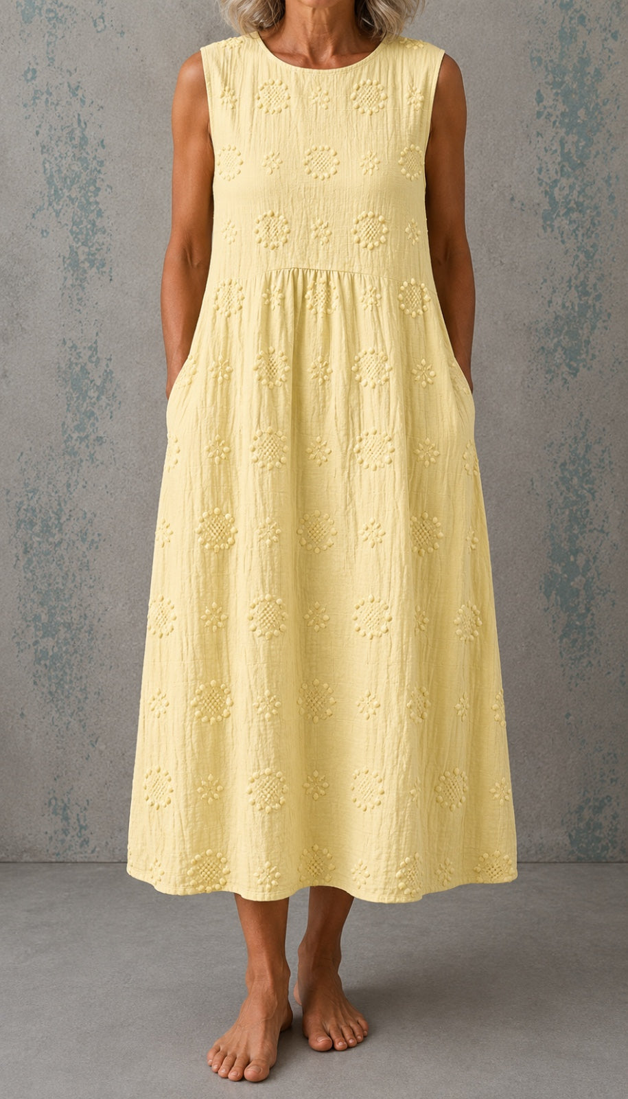 Linnea | Robe midi fleurie sans manches