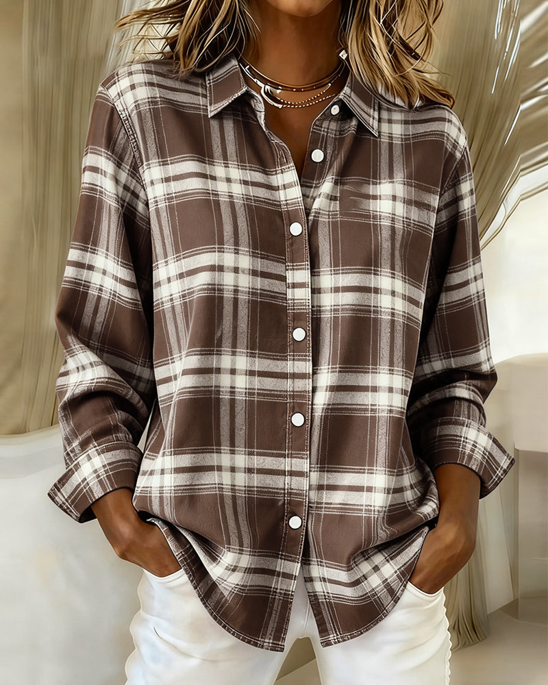 Xenna | Chemise à carreaux et col à encoche