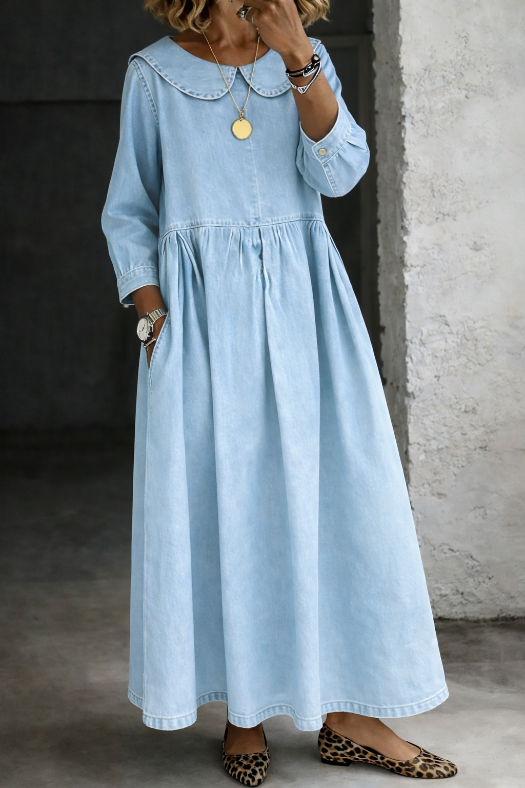 Clara | Robe en jean à col Claudine