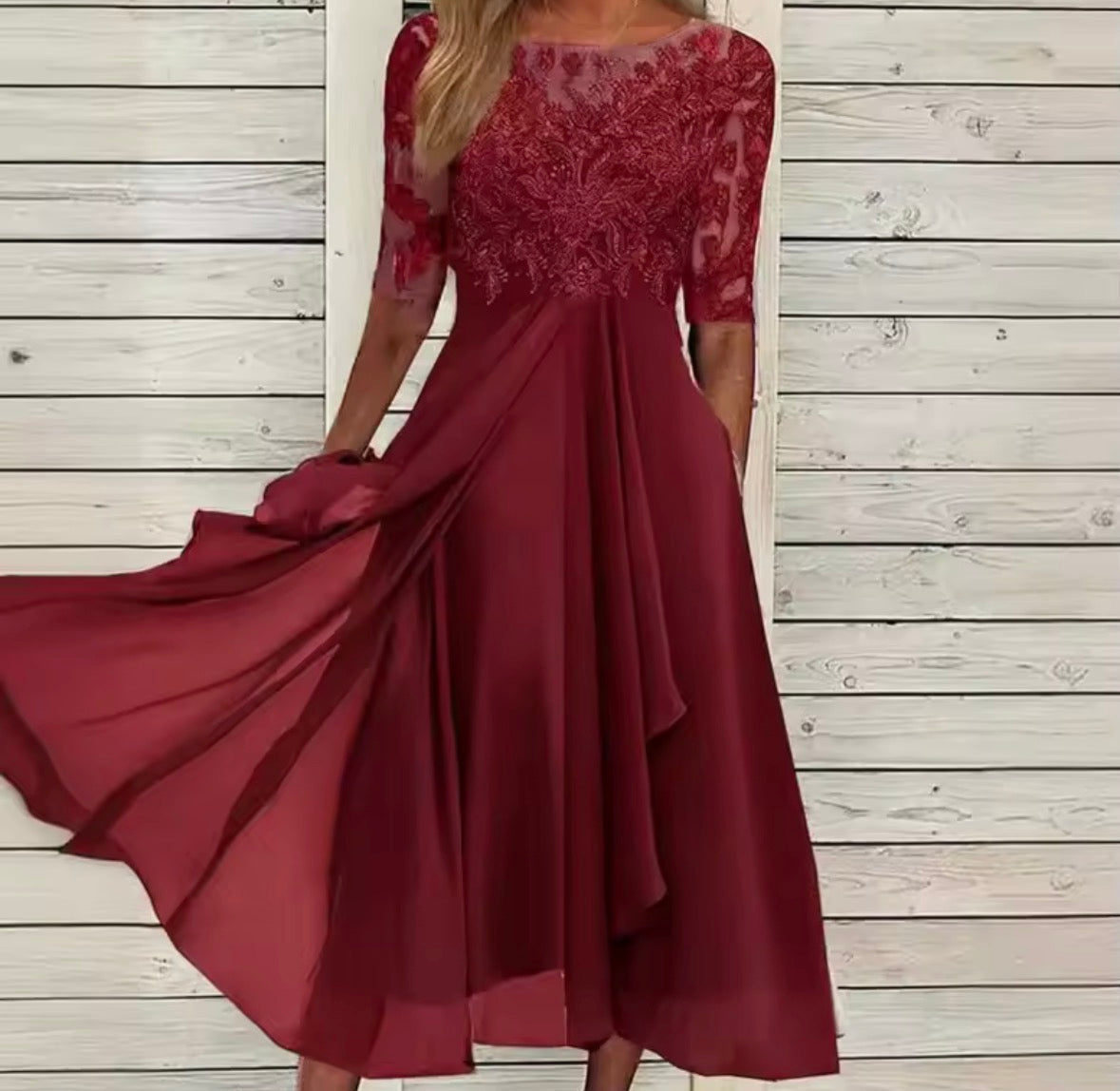 Odile | Robe en dentelle élégante
