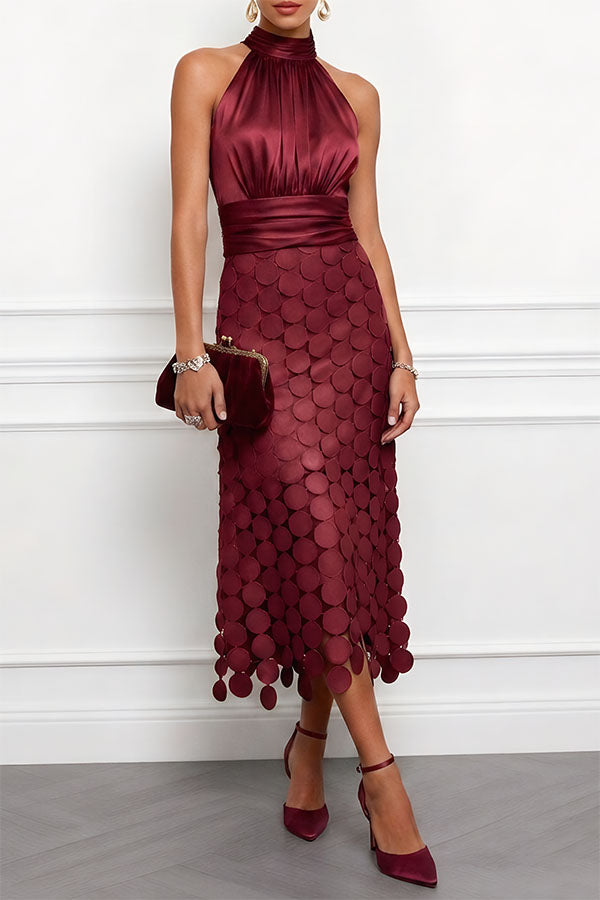 Alva | Robe midi texturée à licou pour occasions spéciales