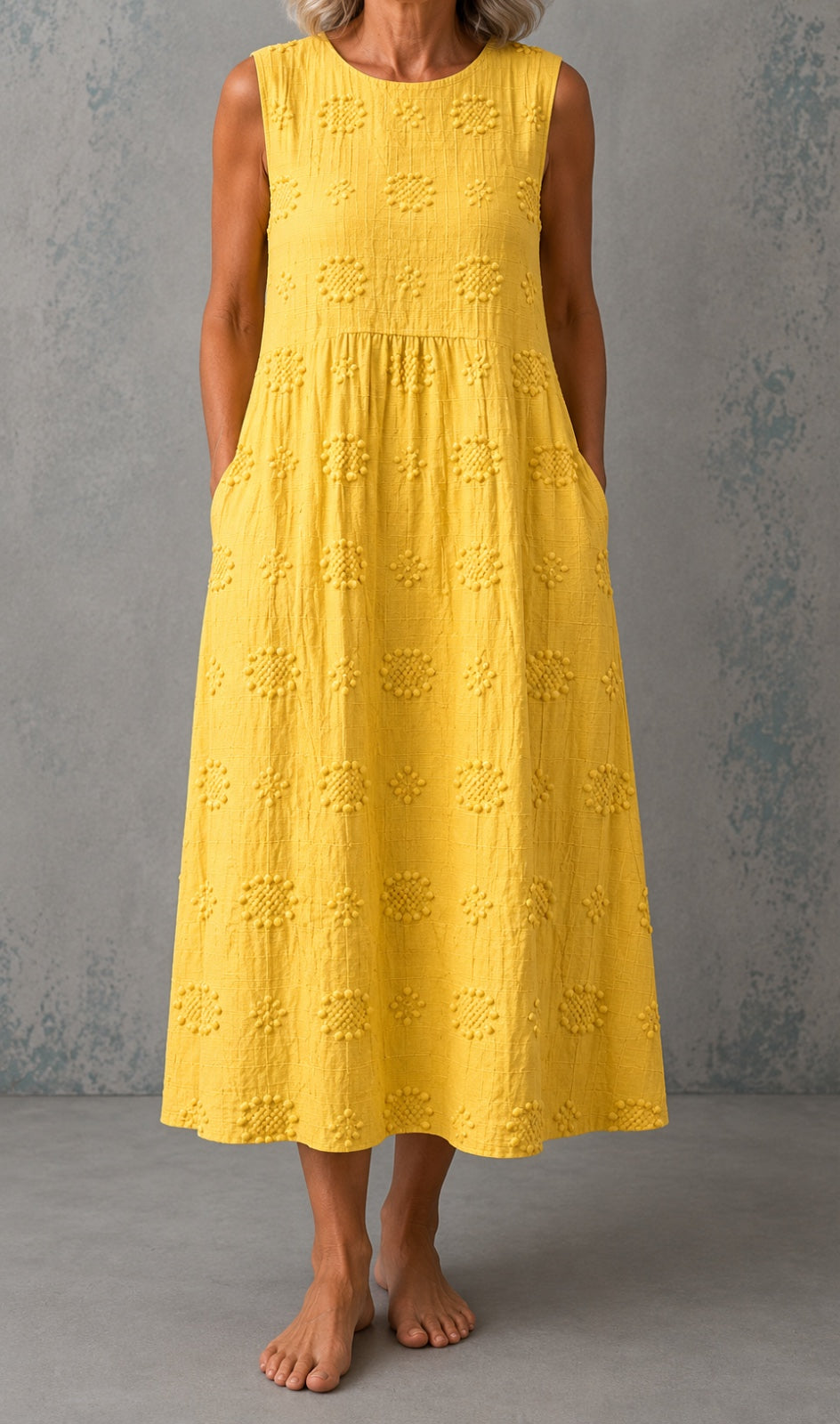 Linnea | Robe midi fleurie sans manches