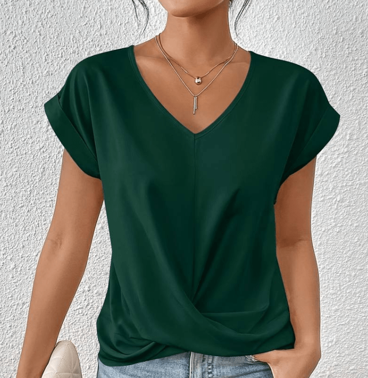 Carolyn | Flattering V-Neck Top