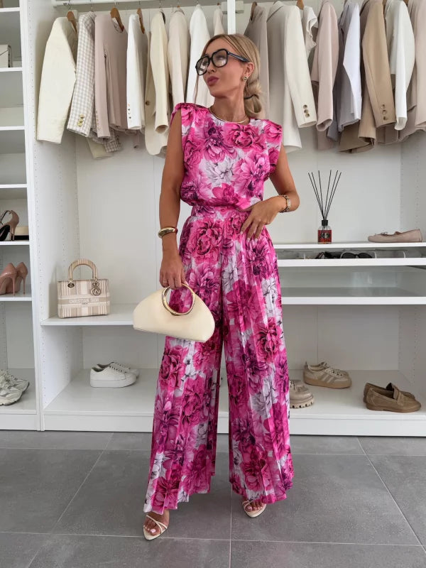 Evelyn Elegant 2-Piece Set | Flowing Top and Pleated Trousers